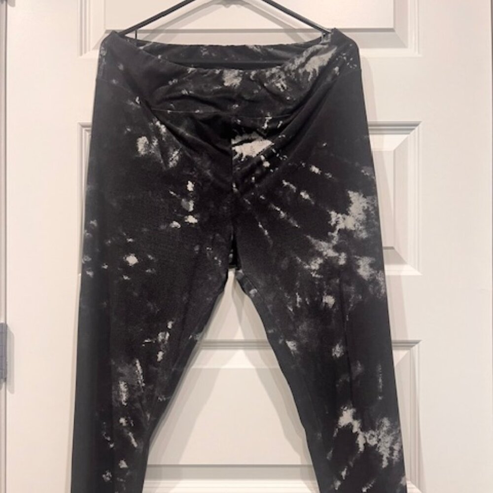 LuLaRoe Leggings size T/C